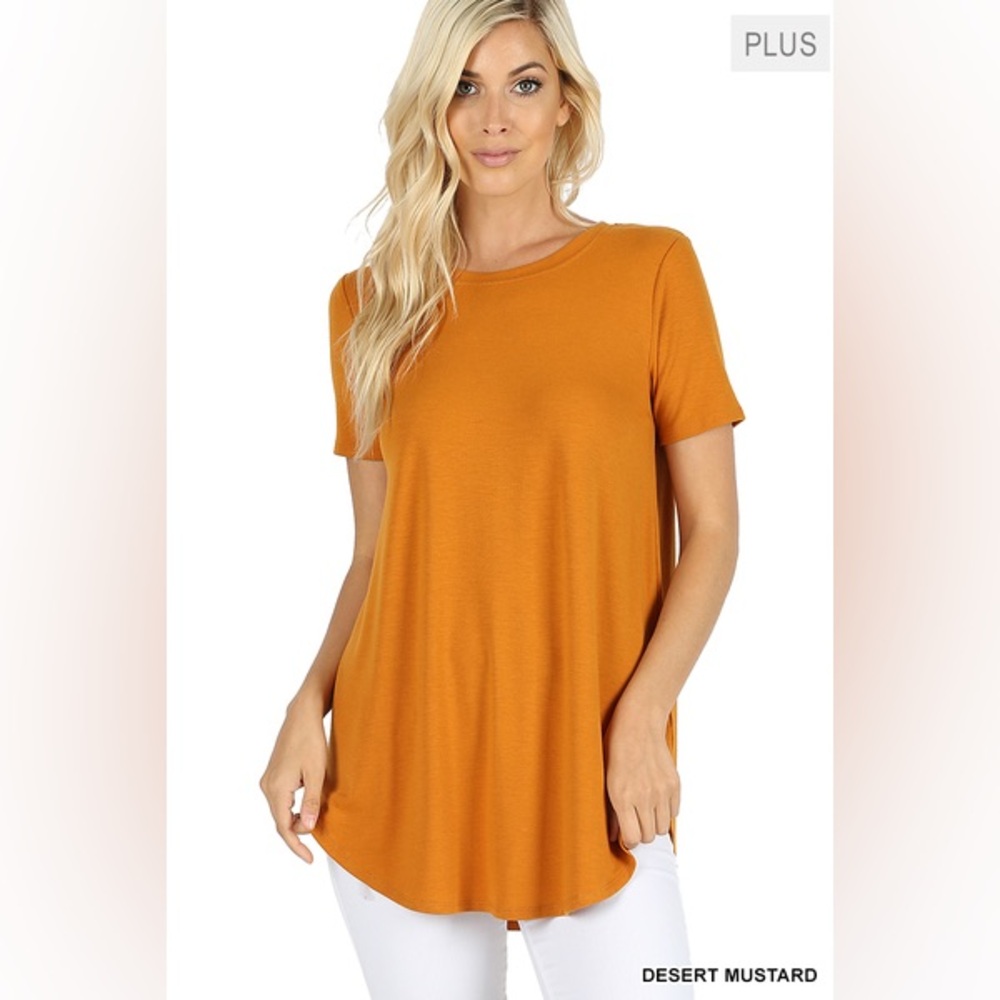 Zenana PLUS SHORT SLEEVE ROUND NECK ROUND HEM TOP